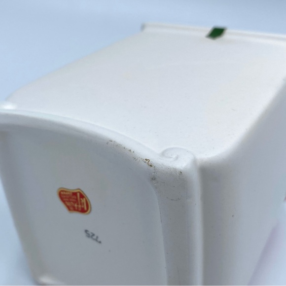 Rare Vintage 1960's Lefton Christmas Bear Holly Red Ribbon Ceramic Planter Vase - Picture 13 of 16